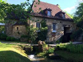 Le Moulin De La Beune，位于莱塞齐耶德泰阿克的酒店