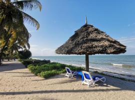 Barry's Beach Resort，位于Mkwaja的带停车场的酒店
