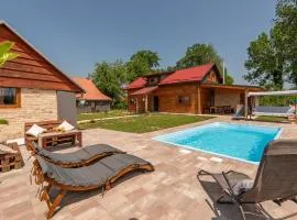 4 Bedroom Nice Home In Gospic