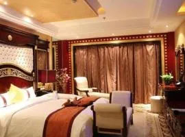 Dunhuang Grand Soluxe Hotel