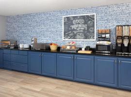 AmericInn by Wyndham Reedsburg，位于Reedsburg的酒店