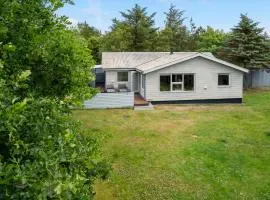 Stunning Home In Hurup Thy With Wifi