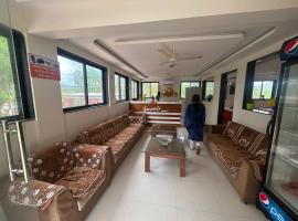 Townhouse Oak Diveagar Formerly Savali Resort，位于戴维格的酒店