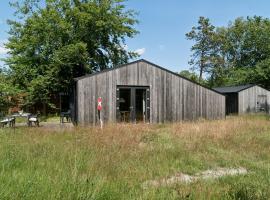 Renovated Holiday Home Near Lyngså Beach，位于赛比的酒店