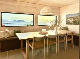 New Cabin With Ocean Views In Vesterålen，位于Straumsjøen的酒店