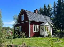 Cultural Cottage By Lake Fryken In Värmland