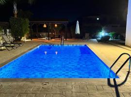 Villa Porta Aurea，位于阿依纳帕的酒店