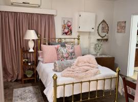 Gentle Snooze Inn，位于Britstown的酒店