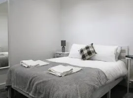 Didcot - Private Flat in Town Centre 15