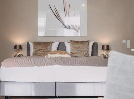 Boutique Hotel Villa Monika，位于韦斯特兰的海滩酒店