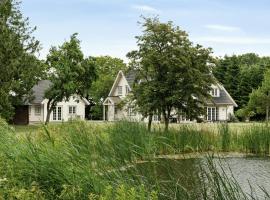 Guest House By Lake And Forest，位于纳克斯考的酒店