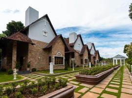 Regenta Resort Mysore Tropical Village，位于Chāmundi的酒店