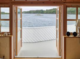 Nice Home In Manger With House Sea View，位于Manger的酒店