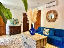 Spectacular oceanfront apartment