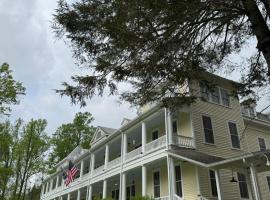 The Balsam Mountain Inn，位于西尔瓦的酒店
