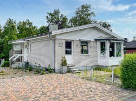 3 Bedroom Gorgeous Home In Anderstorp，位于安德什托普的酒店