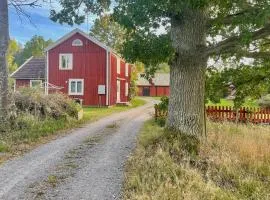 3 Bedroom Awesome Home In Emmaboda