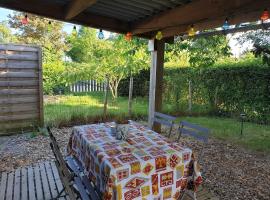 Petite maison proche Marais Poitevin, Puy dufou，位于La Ronde的酒店
