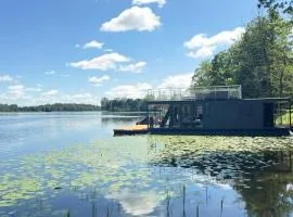 Domki na wodzie Houseboaty