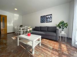 Apartamentos Zaragoza Suites El Pilar 3000，位于萨拉戈萨的酒店