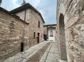Charming Independent House in Spello CENTER, Free Parking Nearby