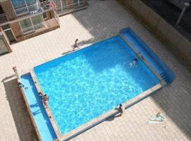 Magnifique appartement vue sur plage，位于科克赛德的酒店