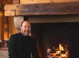 Le chalet de Nicolas - Your Nature Exclusive Retreat !，位于莱托利的酒店