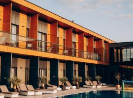 Hotel Bonifacio SPA&SPORT Resort，位于Sochocin的酒店