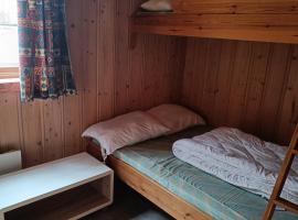 Stavn gård og hytter- 8 minutter til Bjørneparken，位于弗洛的酒店