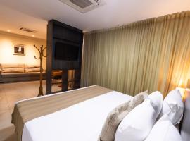 Mais Hotel Aeroporto Salvador，位于劳鲁-迪弗雷塔斯的酒店
