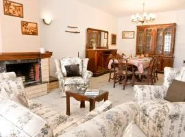 Mediterranean Hostel Villa