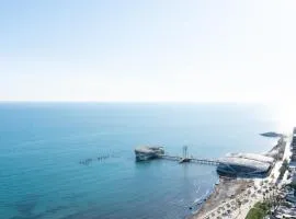 Spectacular Sea View, 21st Floor, Catamaran II