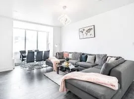 Sea View Apartment One - Uk36846