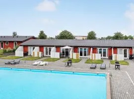 Cozy Apartment In Aakirkeby With Wifi