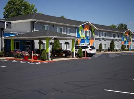 Express Inn Parsons，位于Parsons的宠物友好酒店