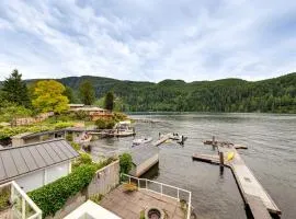 Waterfront Home on Lake Samish with Hot Tub and Dock!