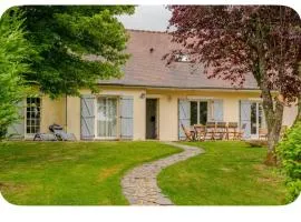 GITE Thiron Gardais LA COUR aux PAUVRES