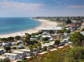 Brighton Beachfront Holiday Park Adelaide，位于布赖顿的豪华型酒店