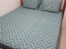 Quarto zona sul de São José dos Campos SP，位于圣若泽杜斯坎普斯的酒店