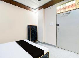 Hotel O Shivay Inn，位于Alambagh的酒店
