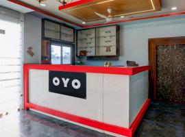 Hotel O MK2 Hotel and Restaurant，位于Harsola的酒店
