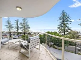 Zanzibar 404, Sensational 2 Bedroom Oceanview Apartment
