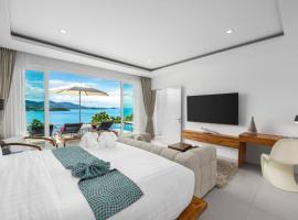Luxury Sea View Apartment AB at UniQue Residences，位于Plai Laem的酒店