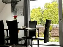 Biete moderne ruhige Unterkunft an