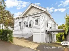 Parnell Spacious 3BR Apartment with King Beds & Lounge Central Parnell, Auckland