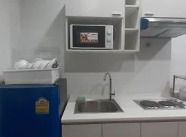 Vee Condo 502