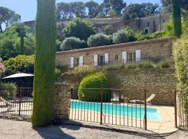 Maison en pierre cadre paradisiaque cigales