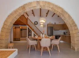 Antonis Traditional House