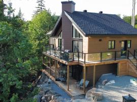 O'Chalet 13，位于Sainte-Thècle的酒店