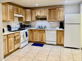 Charming Provo Home close to BYU and Utah Lake，位于普罗沃的酒店